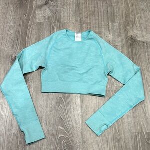 Boohoo Light Blue Cropped long sleeve workout top size Medium